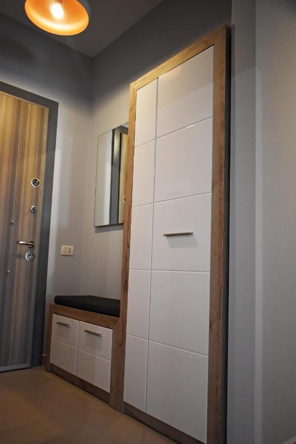 Vibrant Apartment Tiran Dış mekan fotoğraf